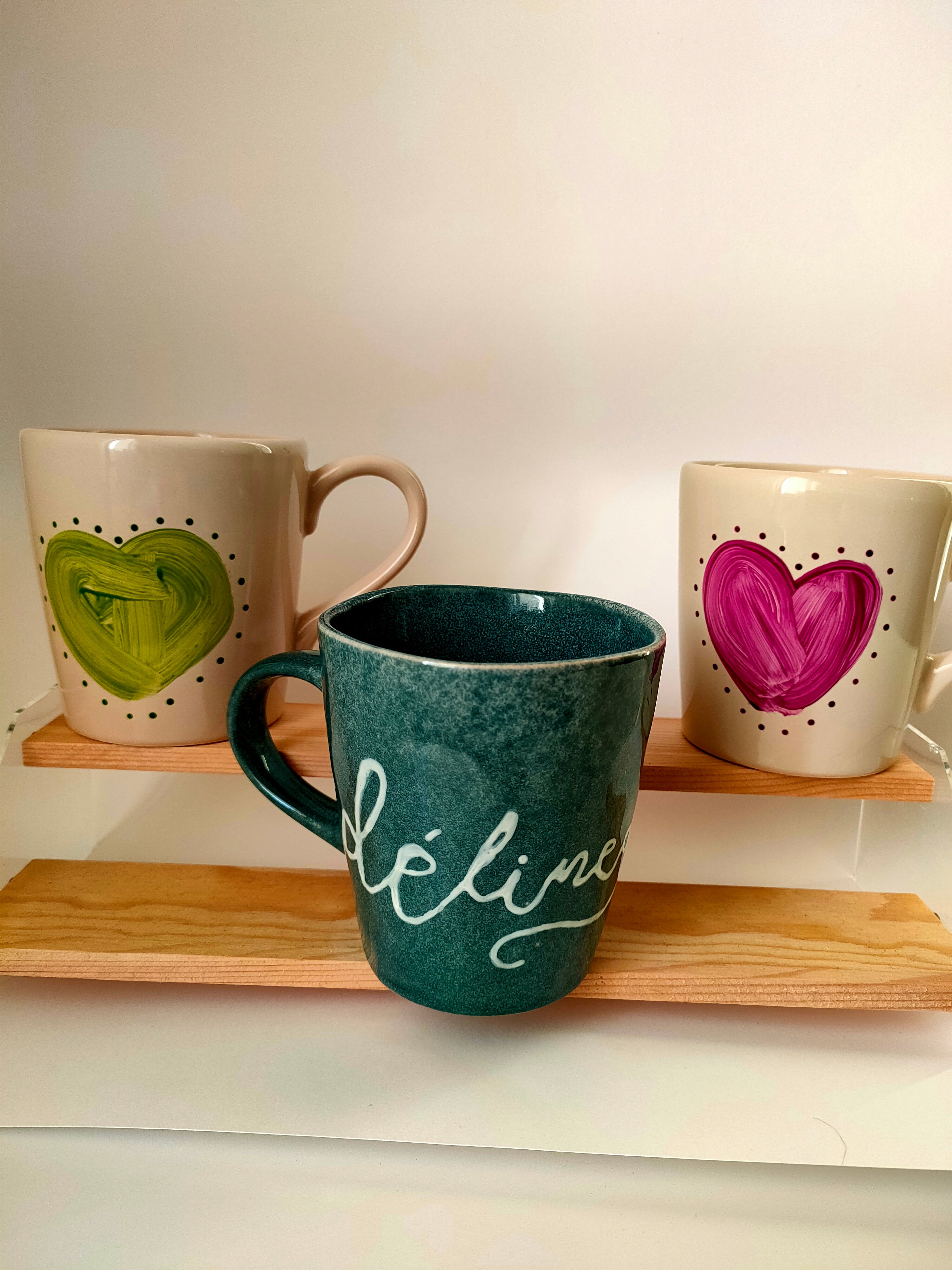 Canecas Pintadas à Mão – Arte Sustentável e Exclusiva | Délinear
