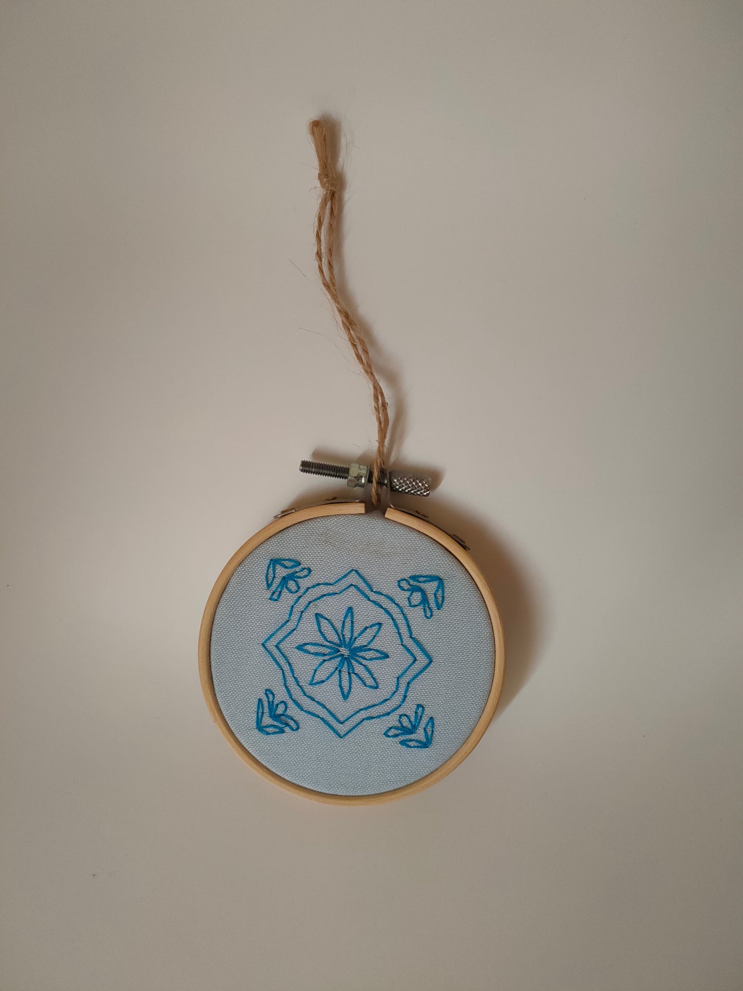 Bastidor Bordado "Azulejo Português"