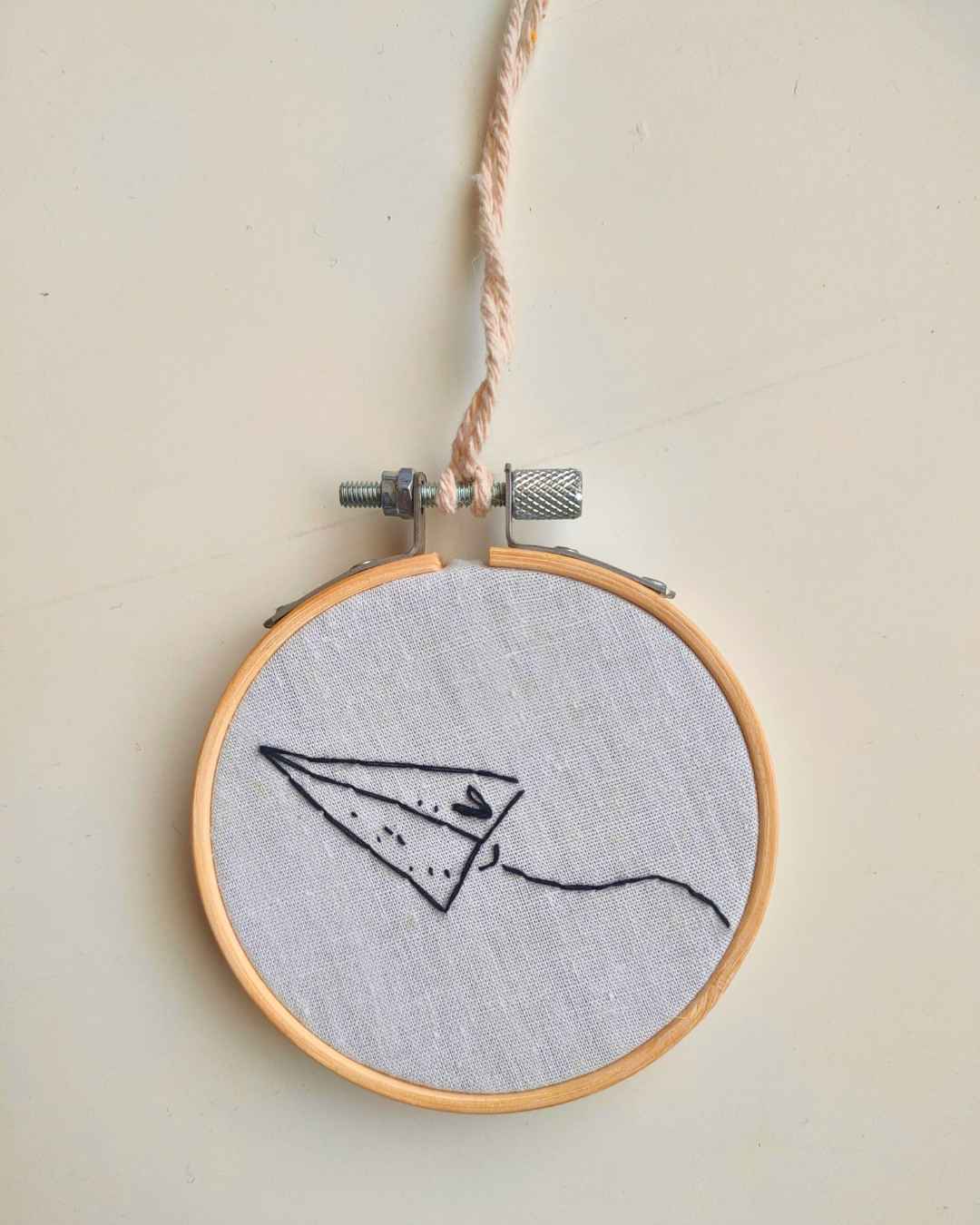 Bastidores bordados - desenhos Sónia Ribeiro