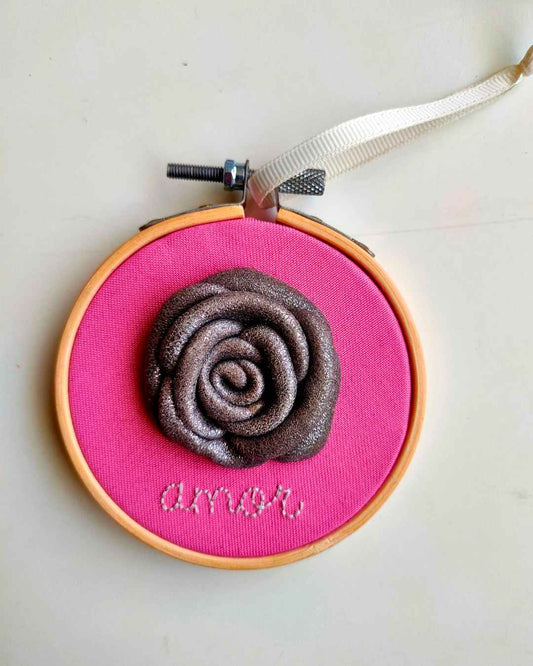 Bastidores flôr de couro