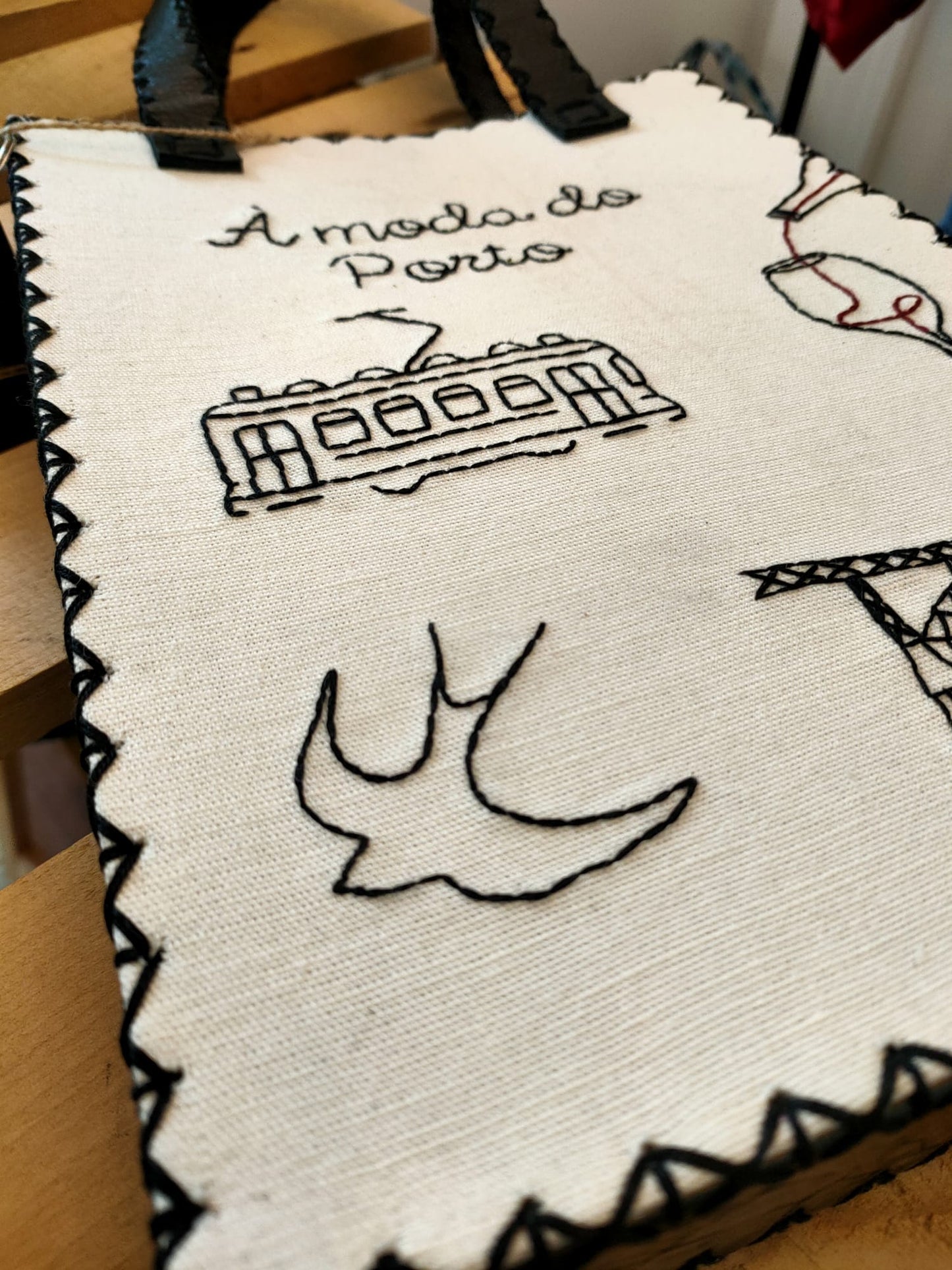 À moda do Porto - Mala Tote Bag Elétrico