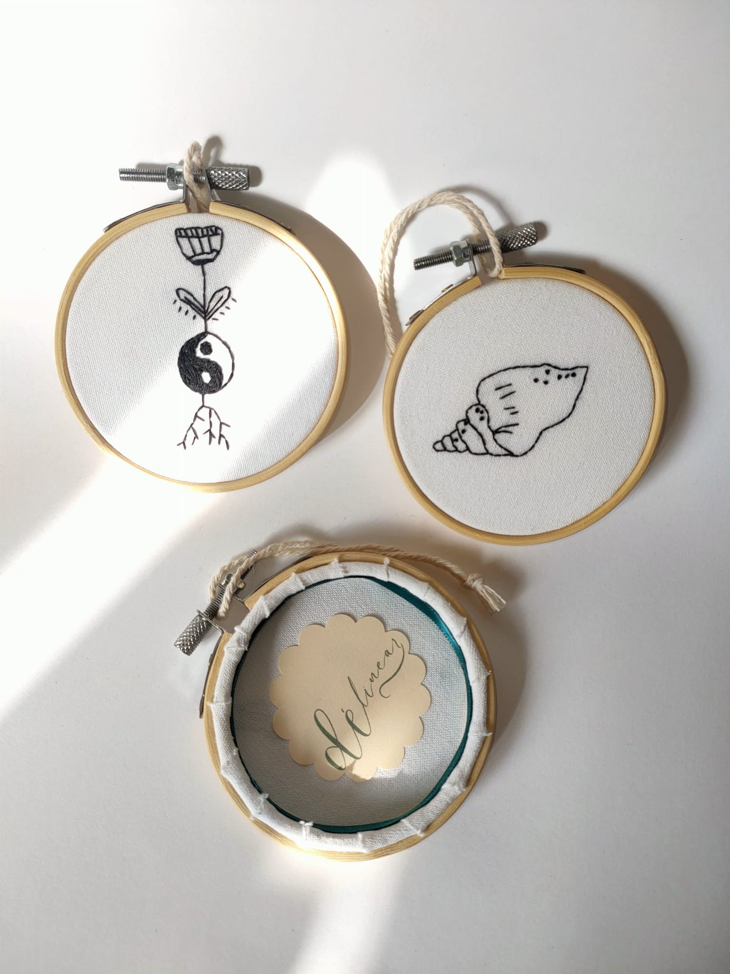 Bastidores bordados - desenhos Sónia Ribeiro