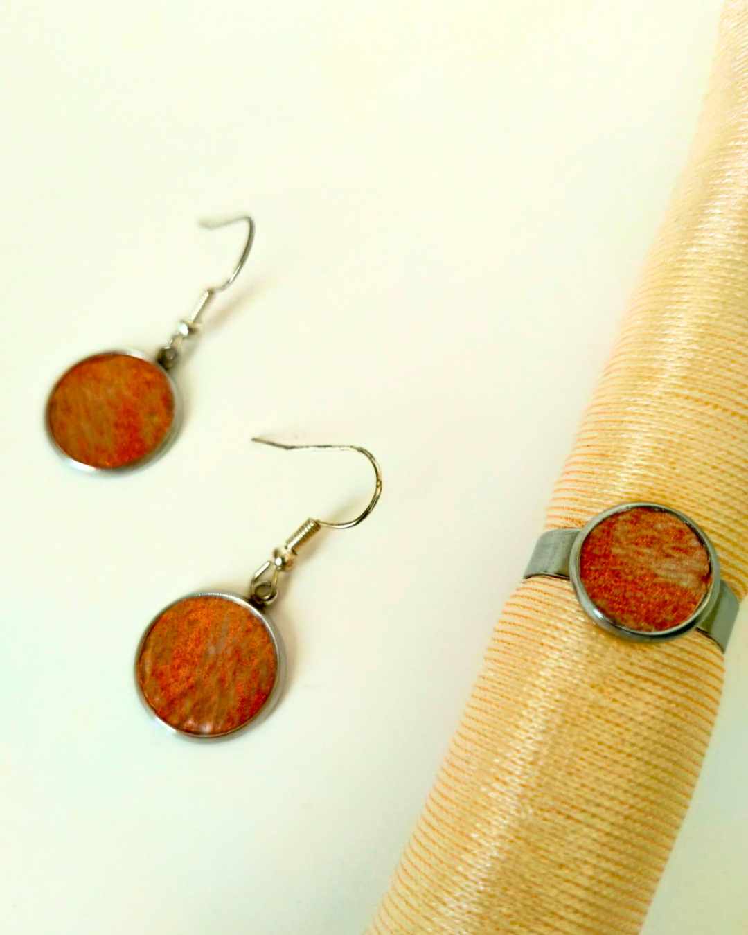 Conjunto Anel e Brincos de Couro