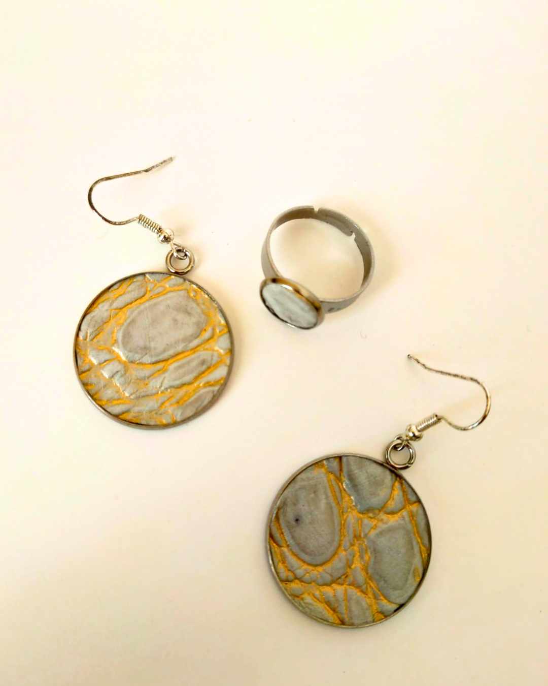 Conjunto Anel e Brincos de Couro
