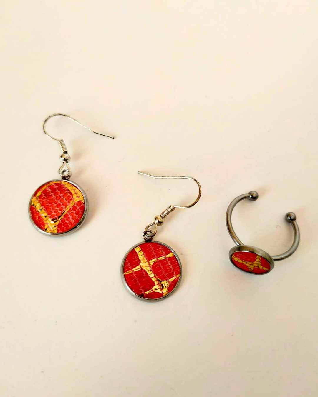 Conjunto Anel e Brincos de Couro