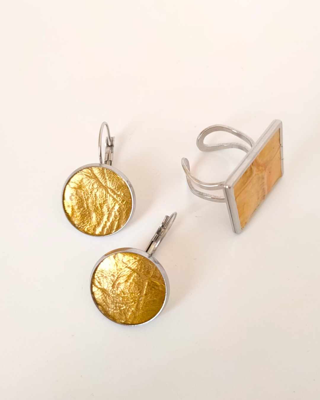 Conjunto Anel e Brincos de Couro