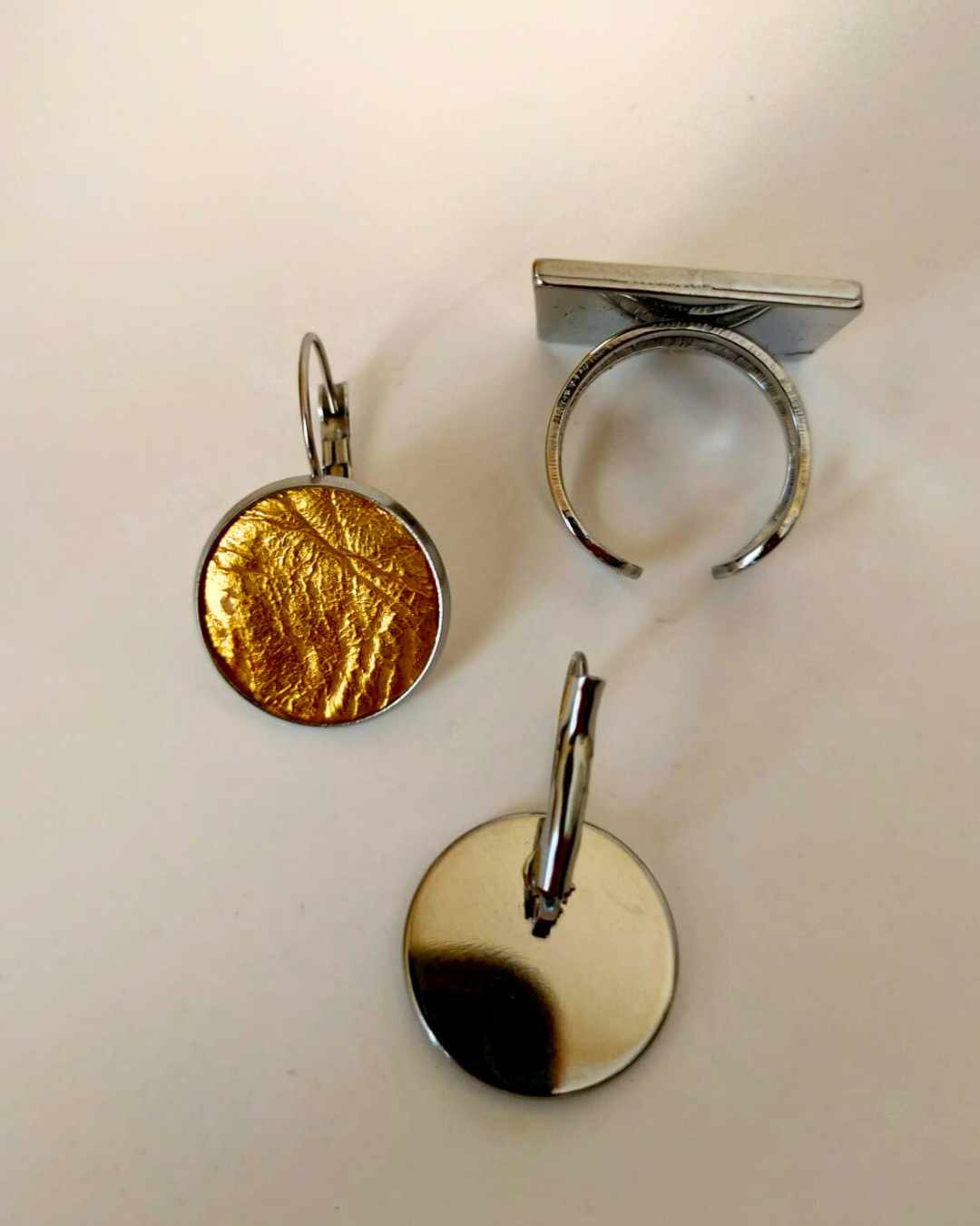 Conjunto Anel e Brincos de Couro
