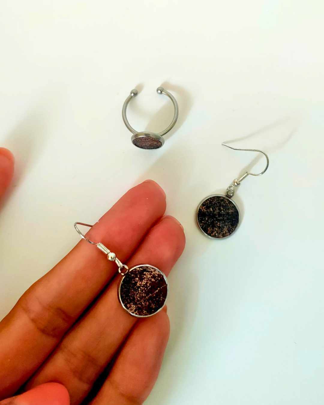 Conjunto Anel e Brincos de Couro