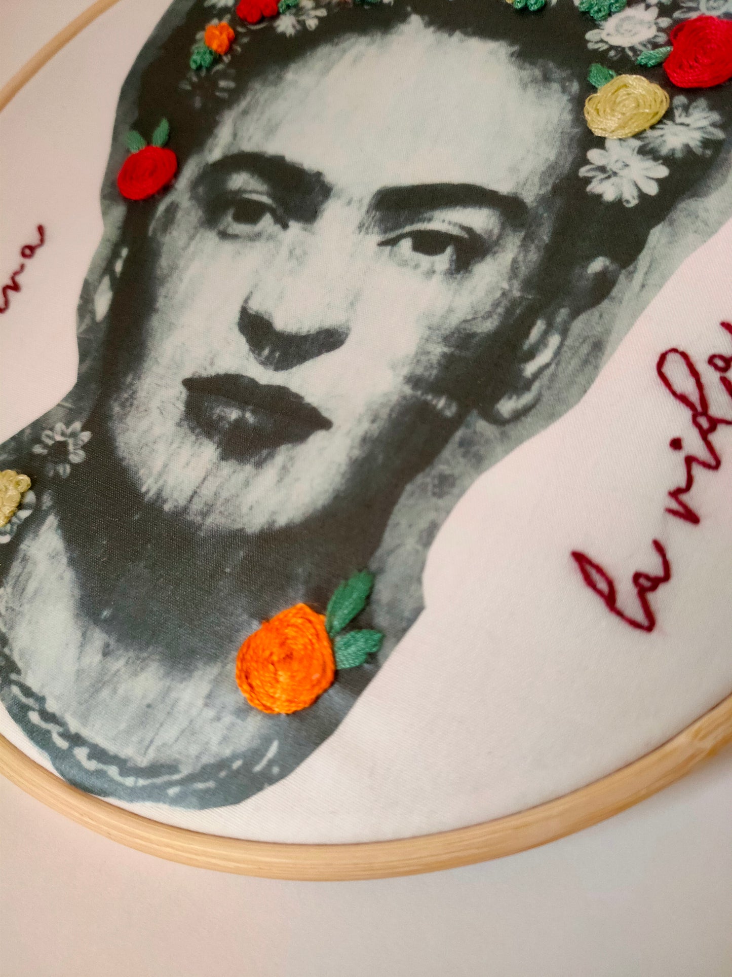 Fotobordado Frida Kahlo – "Viva la Vida", 15cm