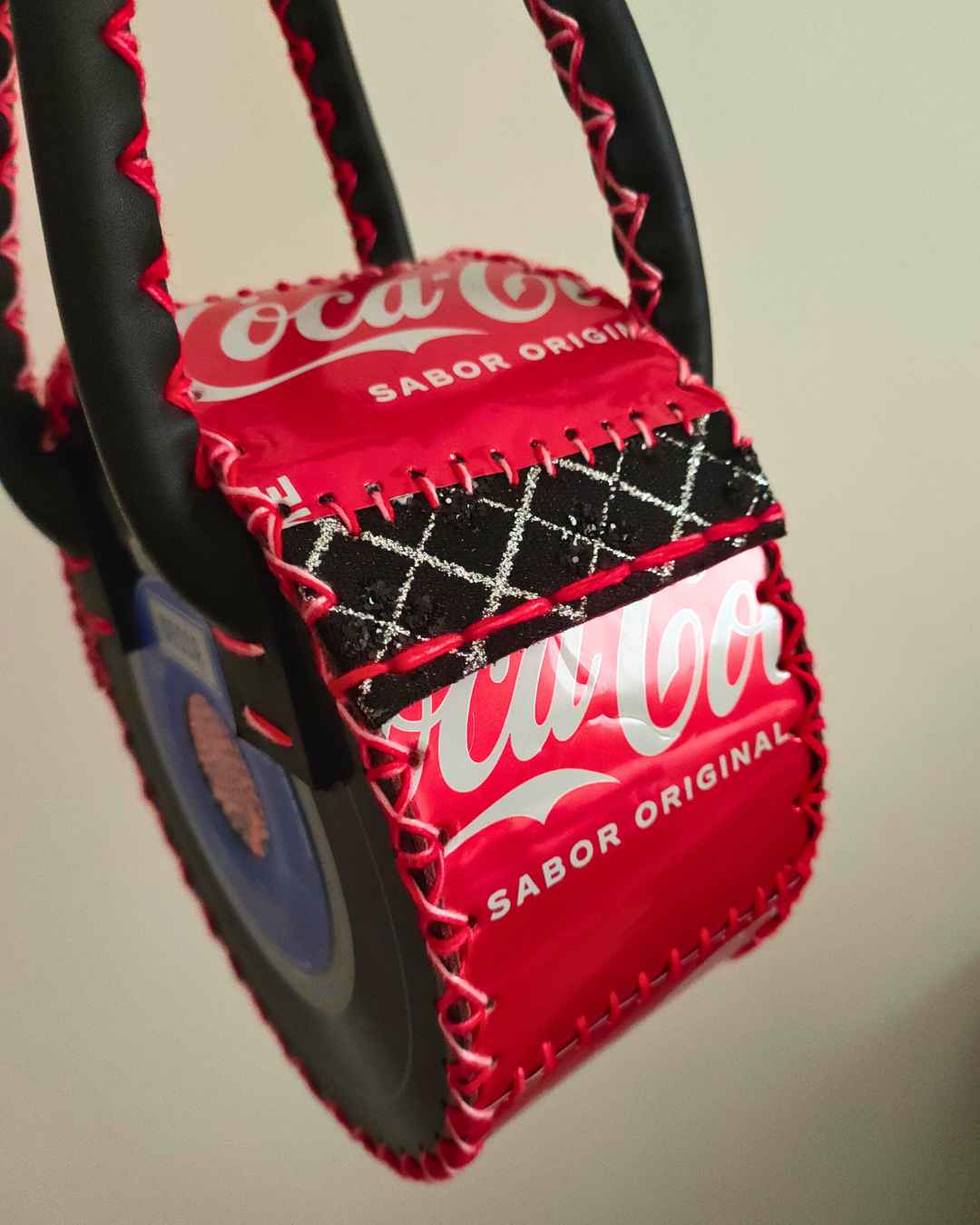 Mala Vinil 45 latas coca-cola